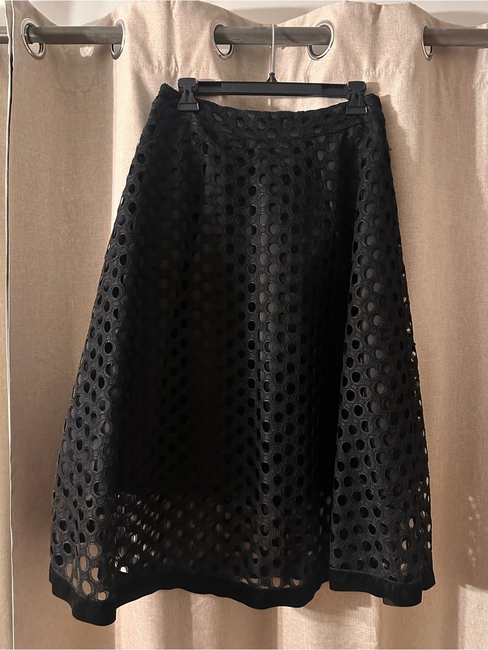 Gibson Latimer Black Circle-Cut A-Line Skirt